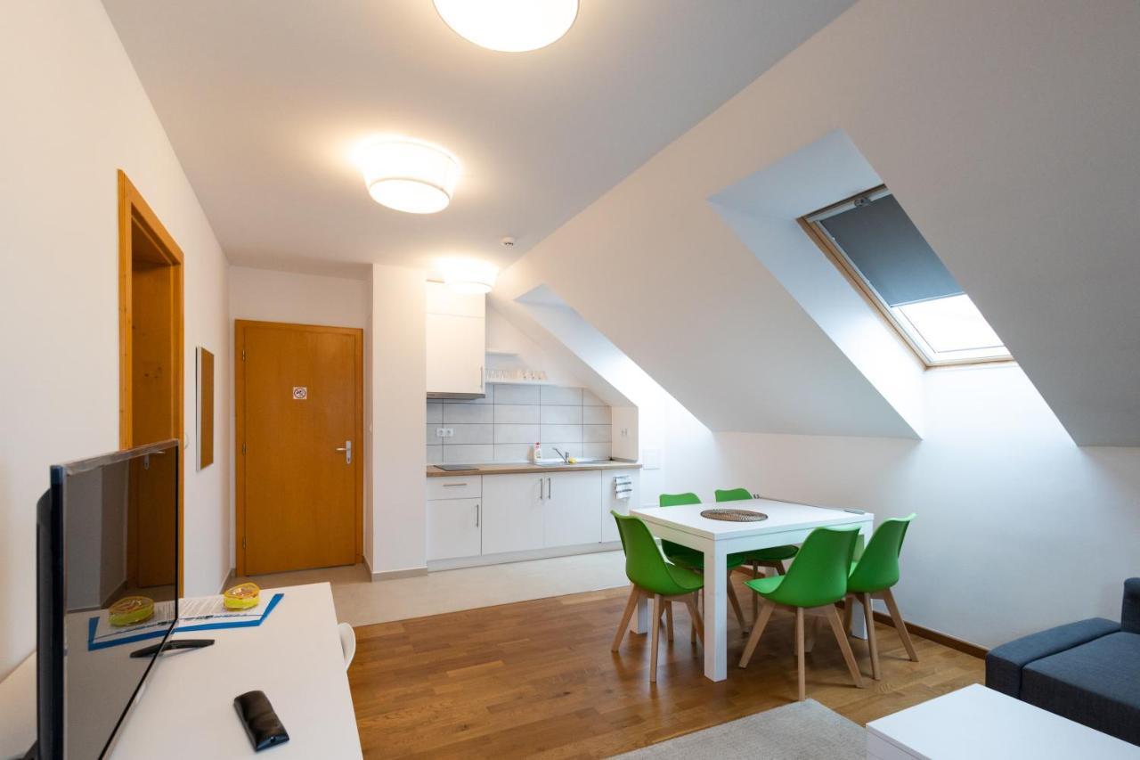 מיירקורה-צ'וק Merkur Apartments - Self Check-In מראה חיצוני תמונה